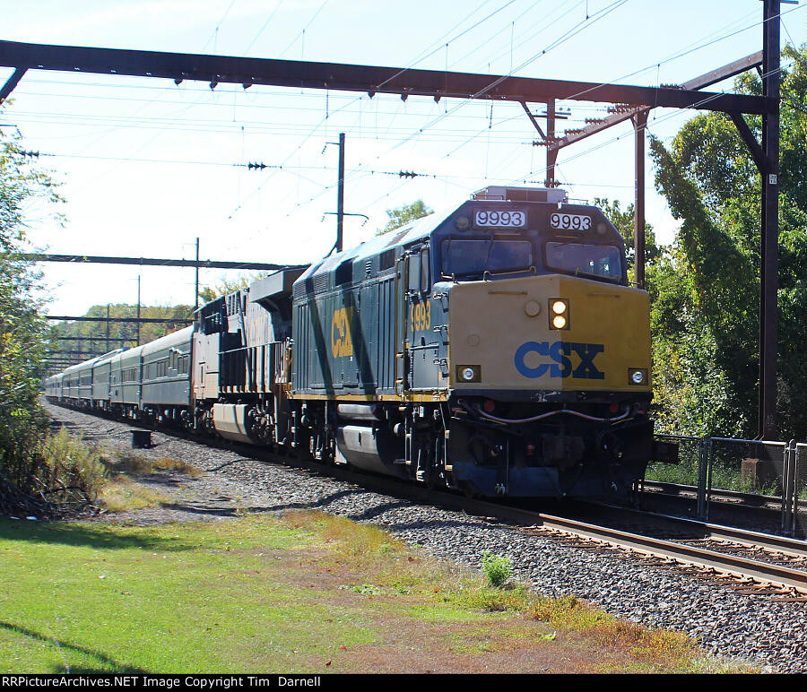 CSX 9993 on P928 OCS